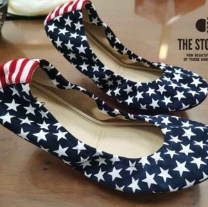 *BRAND NEW* Stars & Stripes Storehouse Flats